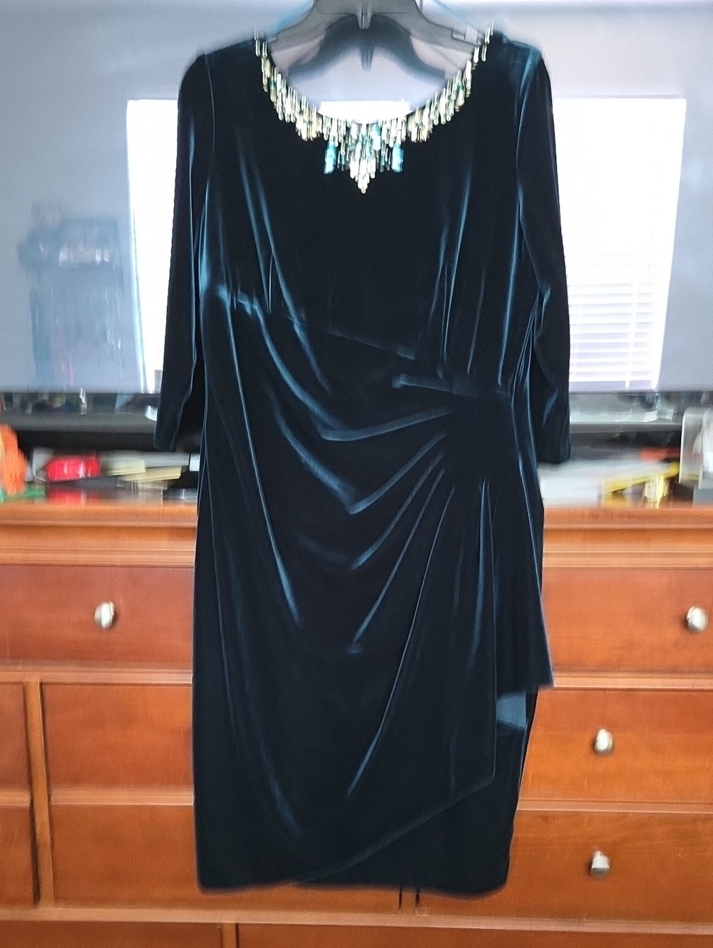 Elegant Emerald Velvet Dress with Embellished Neckline